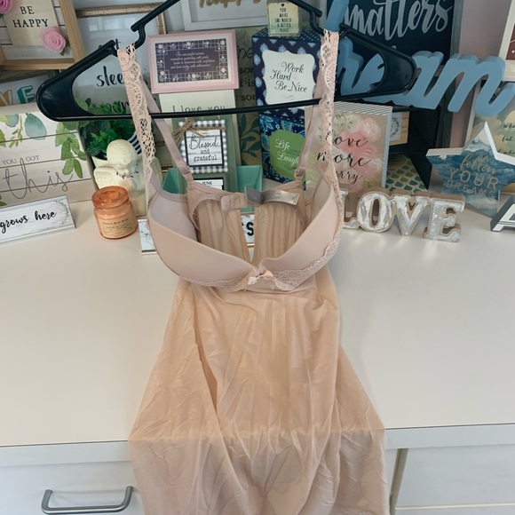 Victoria’s Secret Beige/Cream Slip Dress size 34D - Picture 15 of 16